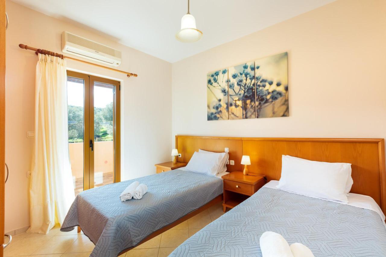 Maroulas Villas Ioanna & Stavros, Private Pools, Bbq & Seaview, By Thinkvilla Esterno foto